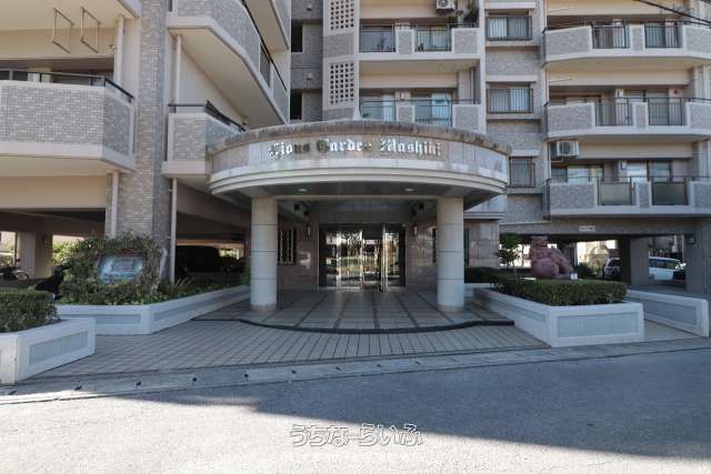 Renovated 3LDK Apartment for Sale in Ginowan, Okinawa - Lions Garden Mashiki - Thumbnail 2