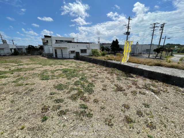 837.5 m² Land for Sale in Higashi, Yaese Town, Okinawa - Thumbnail 3