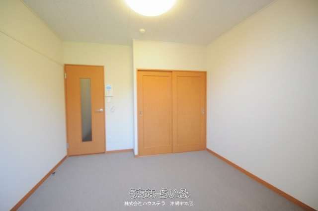 Leopalace Wa 305: Furnished 1K Apartment for Rent in Okinawa City - Thumbnail 4