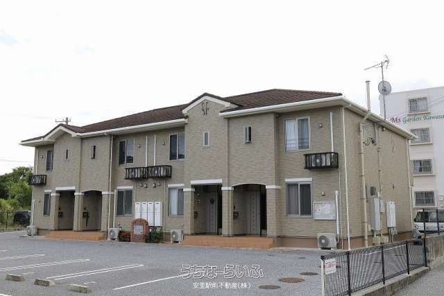 Sweet House 102: 1LDK Apartment for Rent in Uruma City, Okinawa - Thumbnail 3
