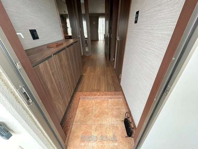 Clover Hill 201: 1LDK Apartment with Garden for Rent in Naha, Okinawa - Thumbnail 4