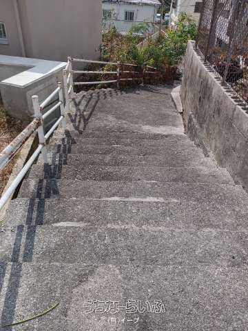 Land with Old House for Sale in Urasoe, Okinawa - Thumbnail 3