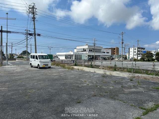 378m² Commercial Land for Sale in Tomigusuku City, Okinawa - Thumbnail 2