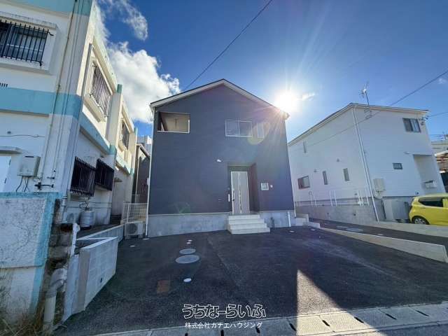 New 4LDK House with Land in Uruma, Okinawa | 3800万 Yen - Image 1