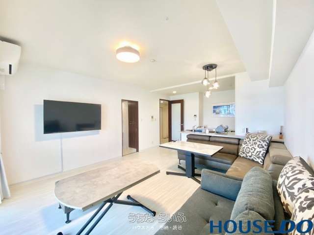 Altuere Mihama 1LDK Ocean View Condo for Sale in Chatan - Thumbnail 3