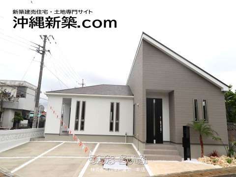 New 3LDK Wooden House with Perks in Uruma, Okinawa - Thumbnail 2