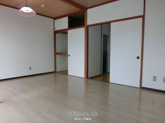 1K Apartment for Rent in Naha City, Okinawa - No Deposit/Key Money - Thumbnail 4