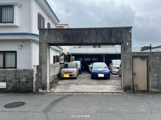 218.18㎡ Rental Land in Hiyagon, Okinawa City | 170,000 Yen - Thumbnail 4