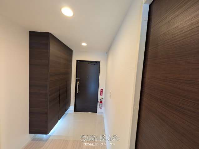 Presence Lodge Makiminato 2LDK Apartment for Sale in Urasoe - Thumbnail 3