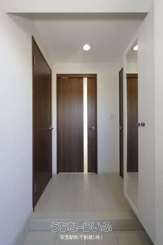 Modern 1LDK Apartment for Rent in Naha, Okinawa - Libs Asato - Thumbnail 2