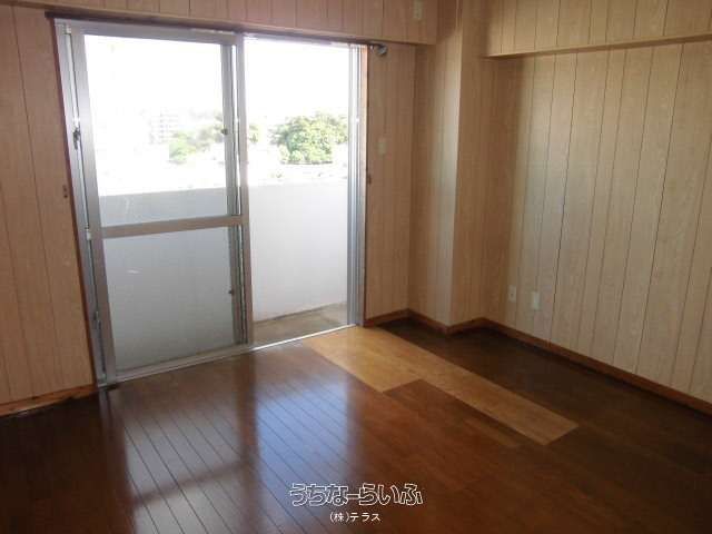 Castle Takara 403 Apartment for Rent in Naha, Okinawa - Thumbnail 4