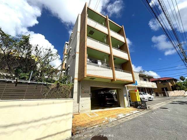 Ginowan Investment Apartment for Sale with Minpaku Income - Thumbnail 2