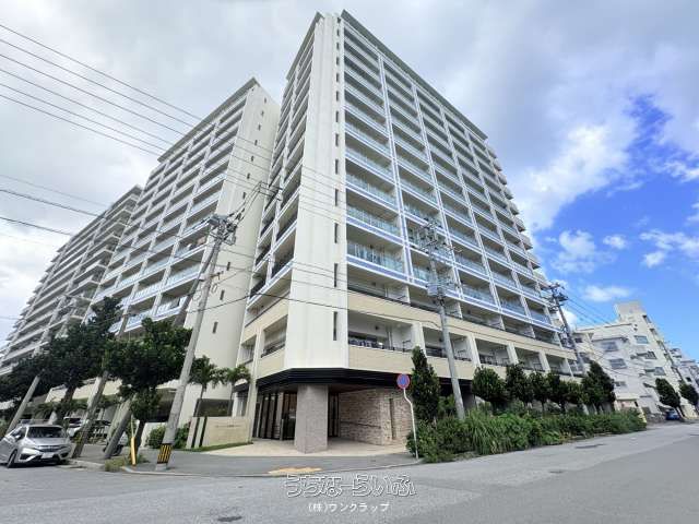Blancierra Naha Akebono Premium 3LDK Apartment for Sale - Thumbnail 2