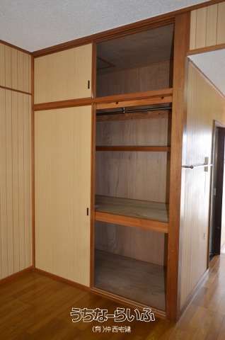 Maison Petit Tait 402: 1R Apartment for Rent in Urasoe, Okinawa - Thumbnail 4