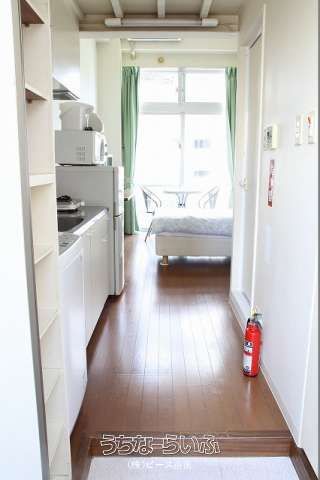 Okinawa Latina Apartment for Rent Near Miebashi Station, Naha - Thumbnail 2