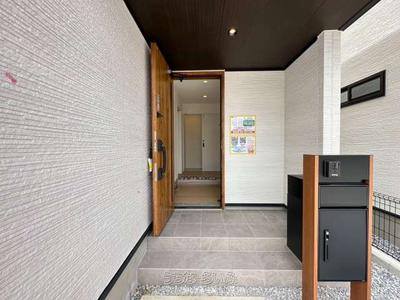 New 4LDK House in Yaese Town - Modern Living with Double Parking — Image 4, Yaese, Okinawa