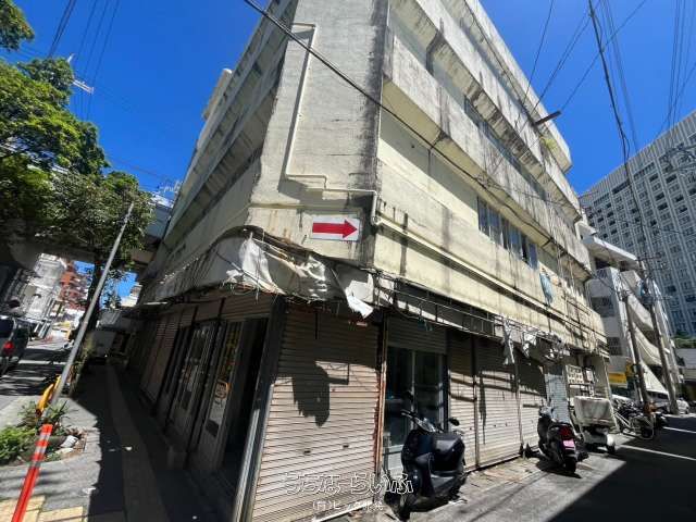 Commercial Land & Building for Sale in Naha's Tsuboya District - Thumbnail 2