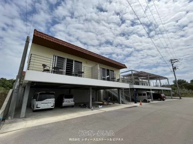 Container Hotel for Sale in Motobu, Okinawa - Near Churaumi Aquarium - Thumbnail 2