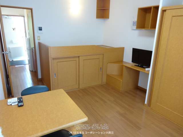 Furnished 1K Apartment for Rent in Haebaru, Okinawa - Thumbnail 2