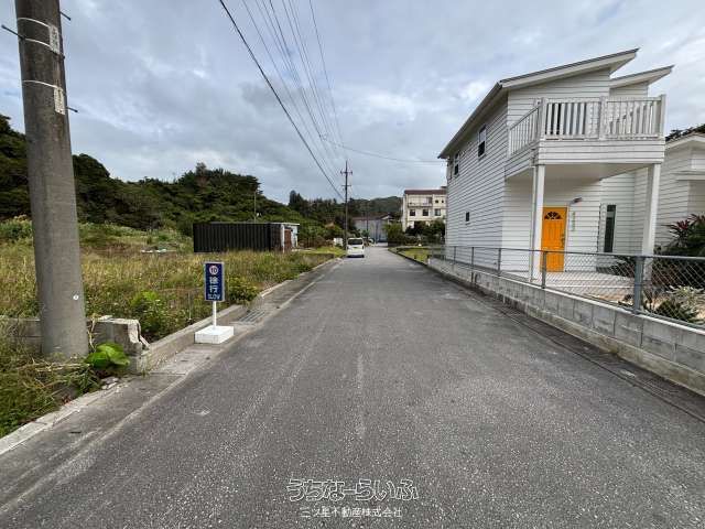 Land for Sale in Nago Okinawa - 5 Min Walk to Sea - Thumbnail 2