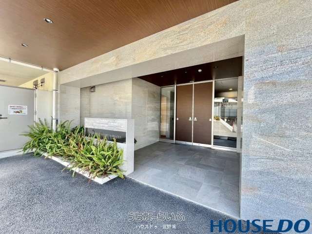 Modern 2LDK Apartment for Sale in Ginowan, Okinawa - Thumbnail 3