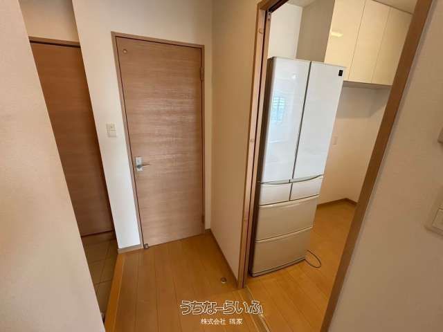 Premium Court Misato High-Floor 2LDK Apartment for Sale in Okinawa - Thumbnail 4