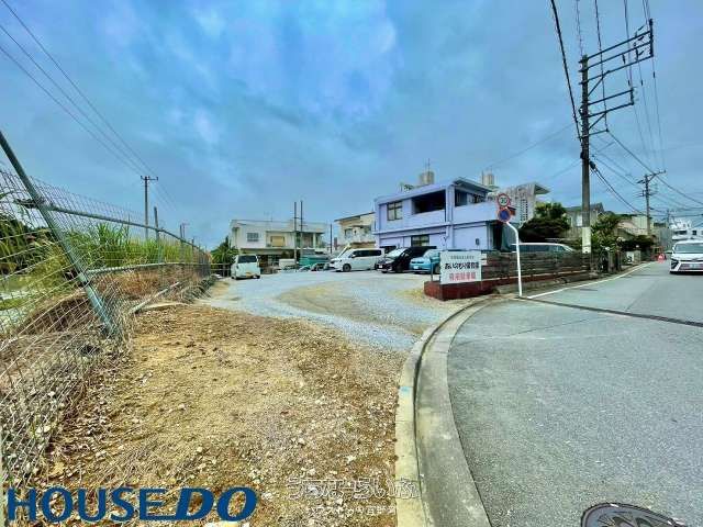 405 sqm Corner Land Plot for Sale in Ginowan City, Okinawa - Thumbnail 2