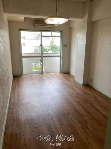 Primavera II 203: 1R Apartment for Rent in Urasoe, Okinawa - Thumbnail 2