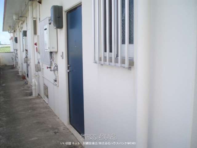 Green Mansion 302: 2DK Apartment for Rent in Yaese Town, Okinawa - Thumbnail 3