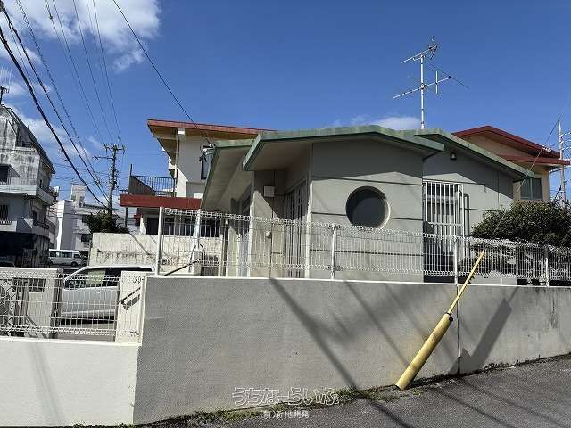 1DK Corner Lot House for Sale in Haebaru Town, Okinawa - Thumbnail 3