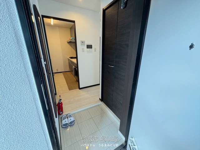 Premium Court Kin YaKa 1306: Ocean View 2LDK Condo in Okinawa - Thumbnail 3
