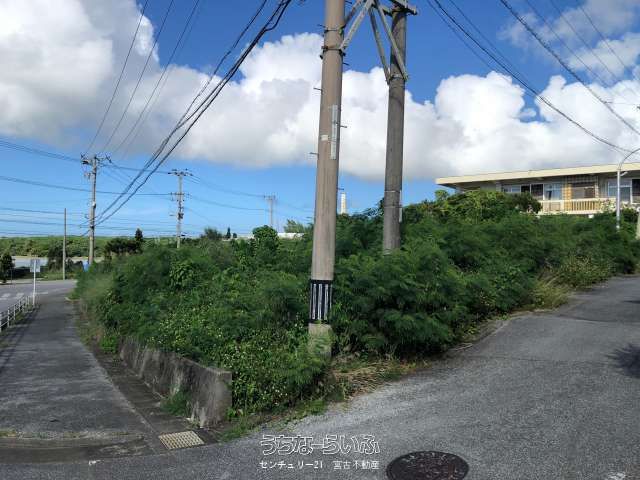 941 sqm Corner Land Plot for Sale on Miyakojima, Okinawa - Thumbnail 2