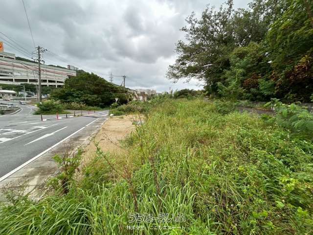 246.36 sqm Corner Land Plot for Sale in Tomigusuku, Okinawa - Thumbnail 2