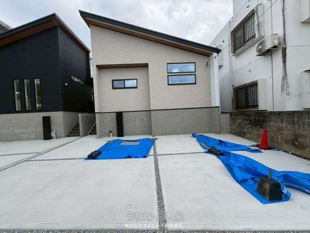 New 4LDK Single-Story House for Sale in Ginowan, Okinawa - Thumbnail 3