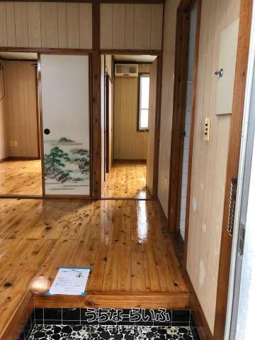 Nakamoto Apartment 202 for Rent in Ginowan, Okinawa - Thumbnail 3