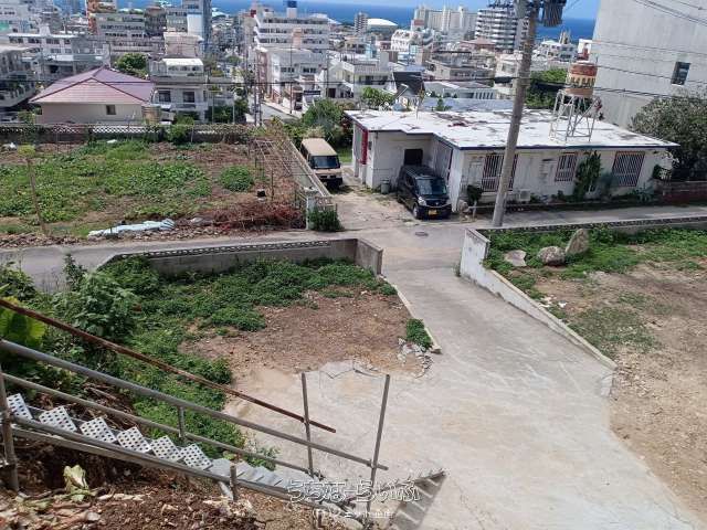 Hilltop Land for Sale in Ginowan, Okinawa with Ocean Views - Thumbnail 2