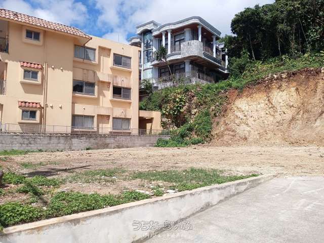 Hilltop Land for Sale in Ginowan, Okinawa with Ocean Views - Thumbnail 4