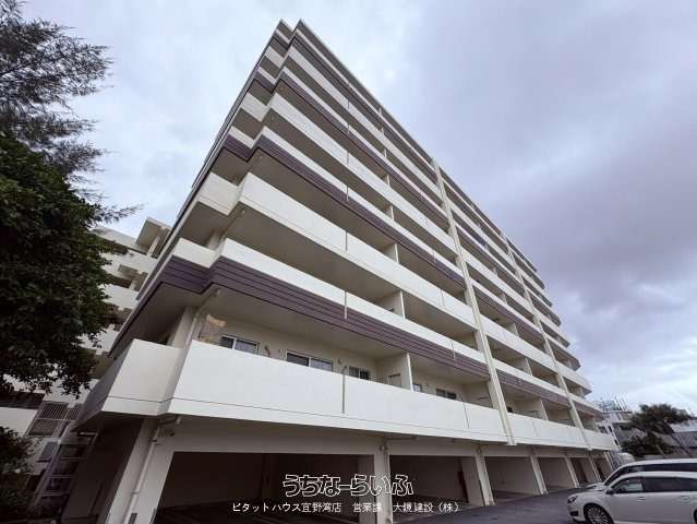 La Ashienda Chatan Hills 404: 2LDK Apartment for Sale in Okinawa - Thumbnail 4