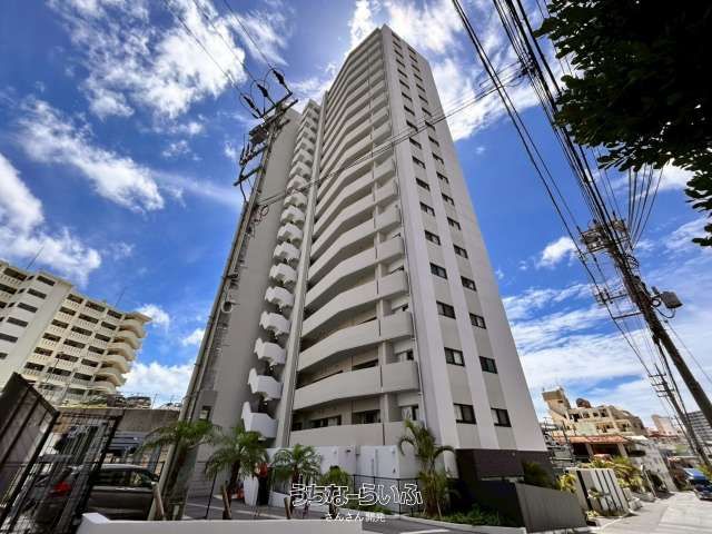 New 2024 3LDK Apartment for Sale in Urasoe, Okinawa - Image 1