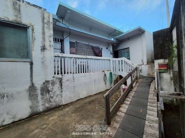 211.75 sqm Land for Sale in Yakena, Uruma City, Okinawa - Thumbnail 3