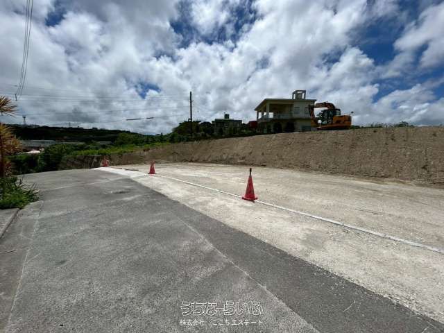 103 Tsubo Corner Land for Sale in Nanjo City, Okinawa - Thumbnail 2