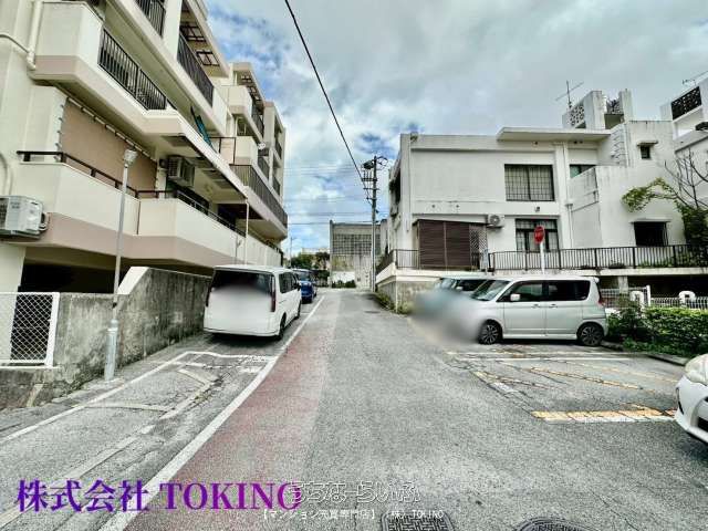 Refurbished 3LDK Apartment with Three-Sided Balcony in Naha, Okinawa - Thumbnail 2