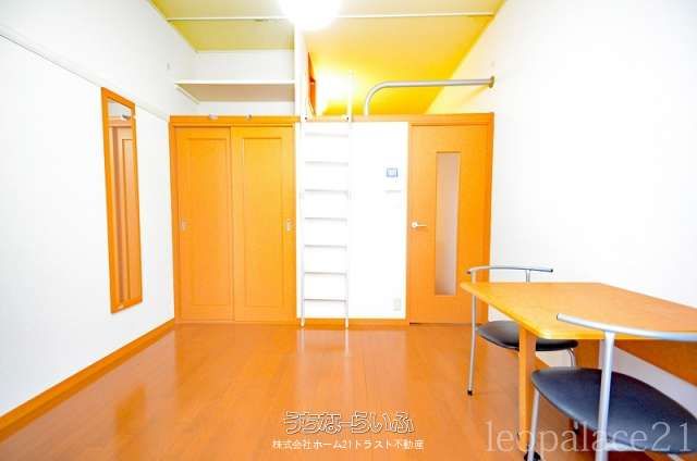 Furnished 1K Apartment for Rent in Tomigusuku, Okinawa - Thumbnail 2