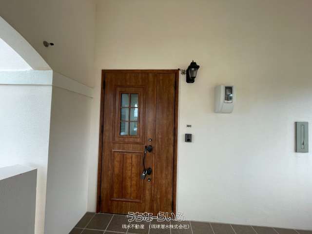 Residential & Investment Property in Kitakagusuku, Okinawa - Thumbnail 2