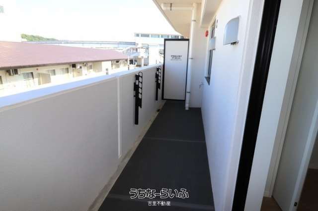 Spacious 3LDK Maisonette Apartment for Rent in Naha, Okinawa - Thumbnail 2