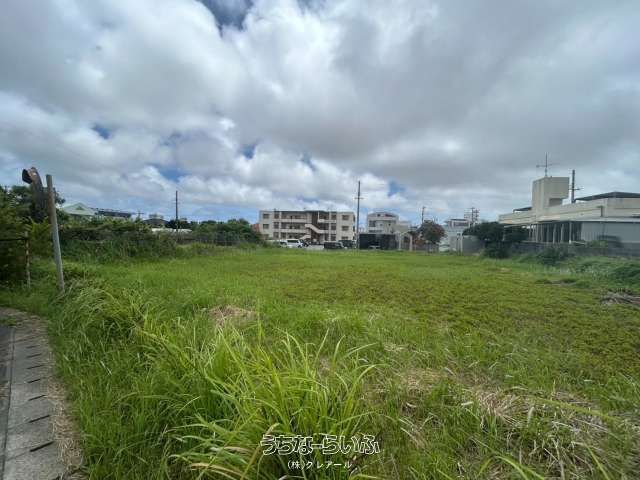 1151 sqm Land for Sale in Mihara, Okinawa City - Thumbnail 2