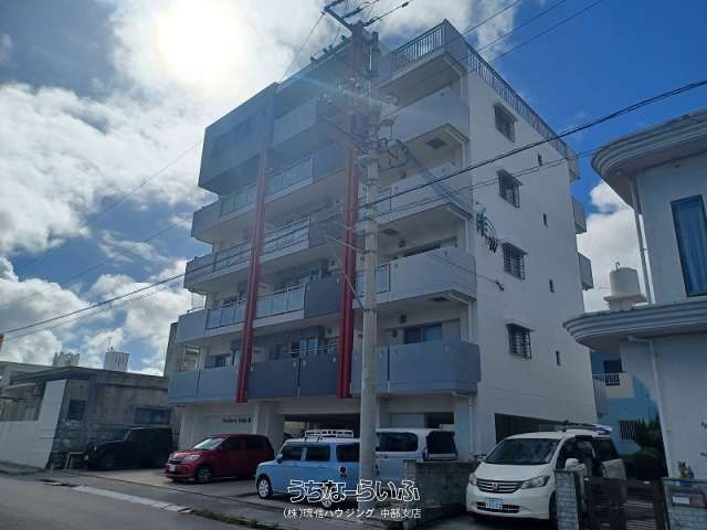 Okinawa City Apartment Building for Sale - 13 Units, 2019 Build - Thumbnail 3