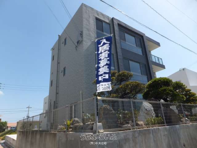 New 2LDK Apartment in Kitakagusuku with EV Charging & AEON Access - Thumbnail 2
