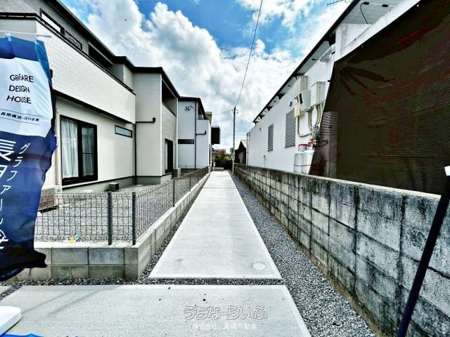 New 4LDK Wooden House for Sale in Uruma City, Okinawa - Thumbnail 3