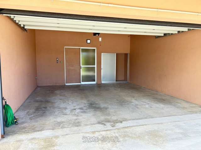 Rare 3-Unit Rental Complex in Okinawa City with 7.6% Yield - Thumbnail 4